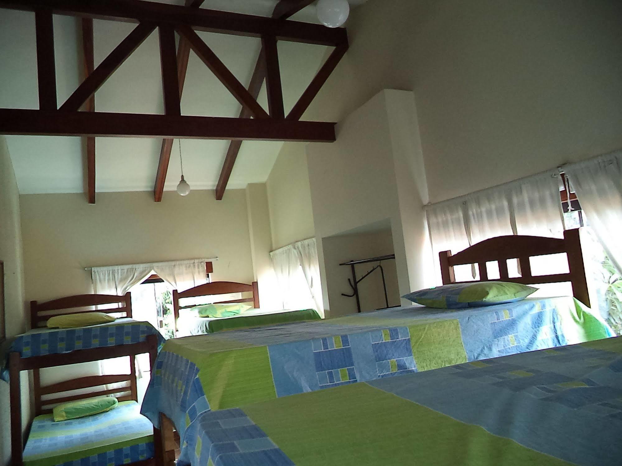 Lili'S Hostel Санта-Крус-де-ла-Сьерра Экстерьер фото