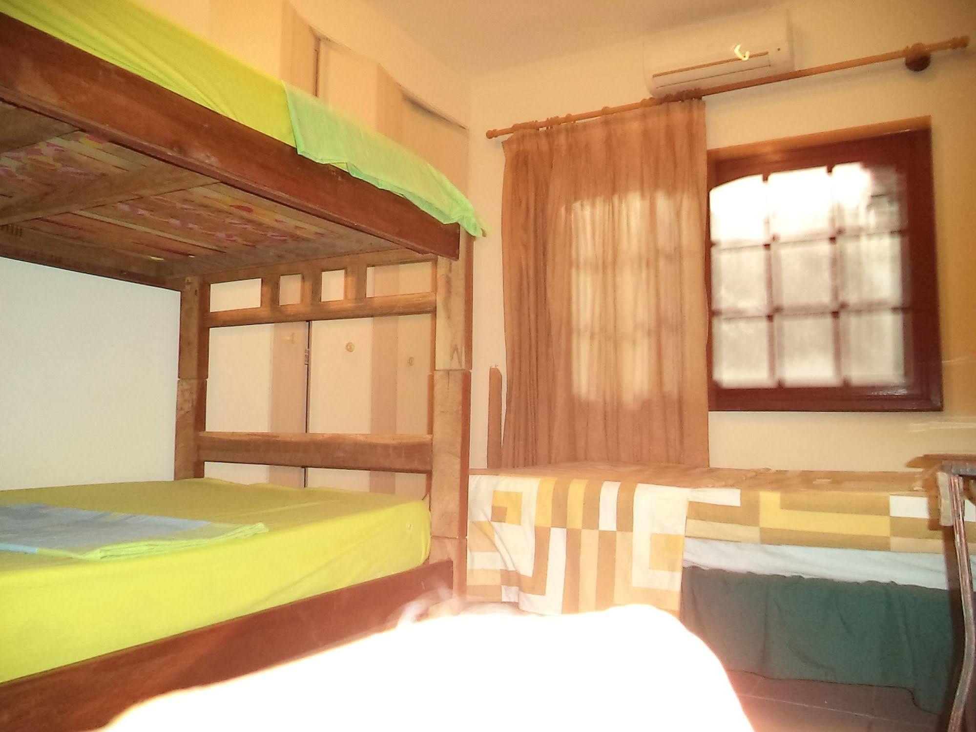 Lili'S Hostel Санта-Крус-де-ла-Сьерра Экстерьер фото